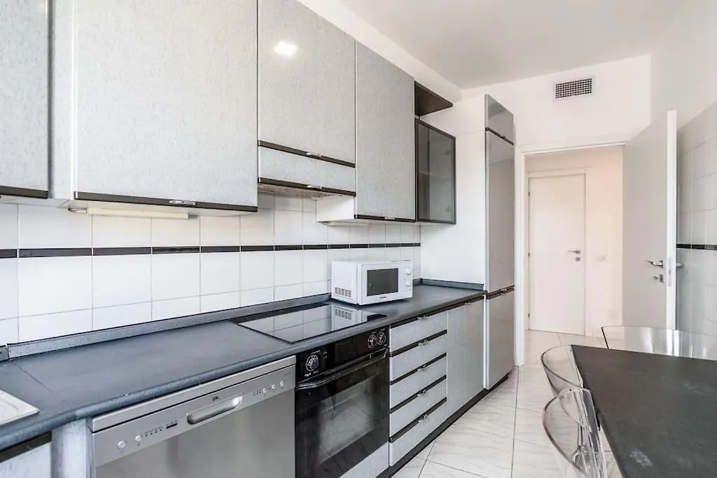 Comfort Suite In Milão Itália
